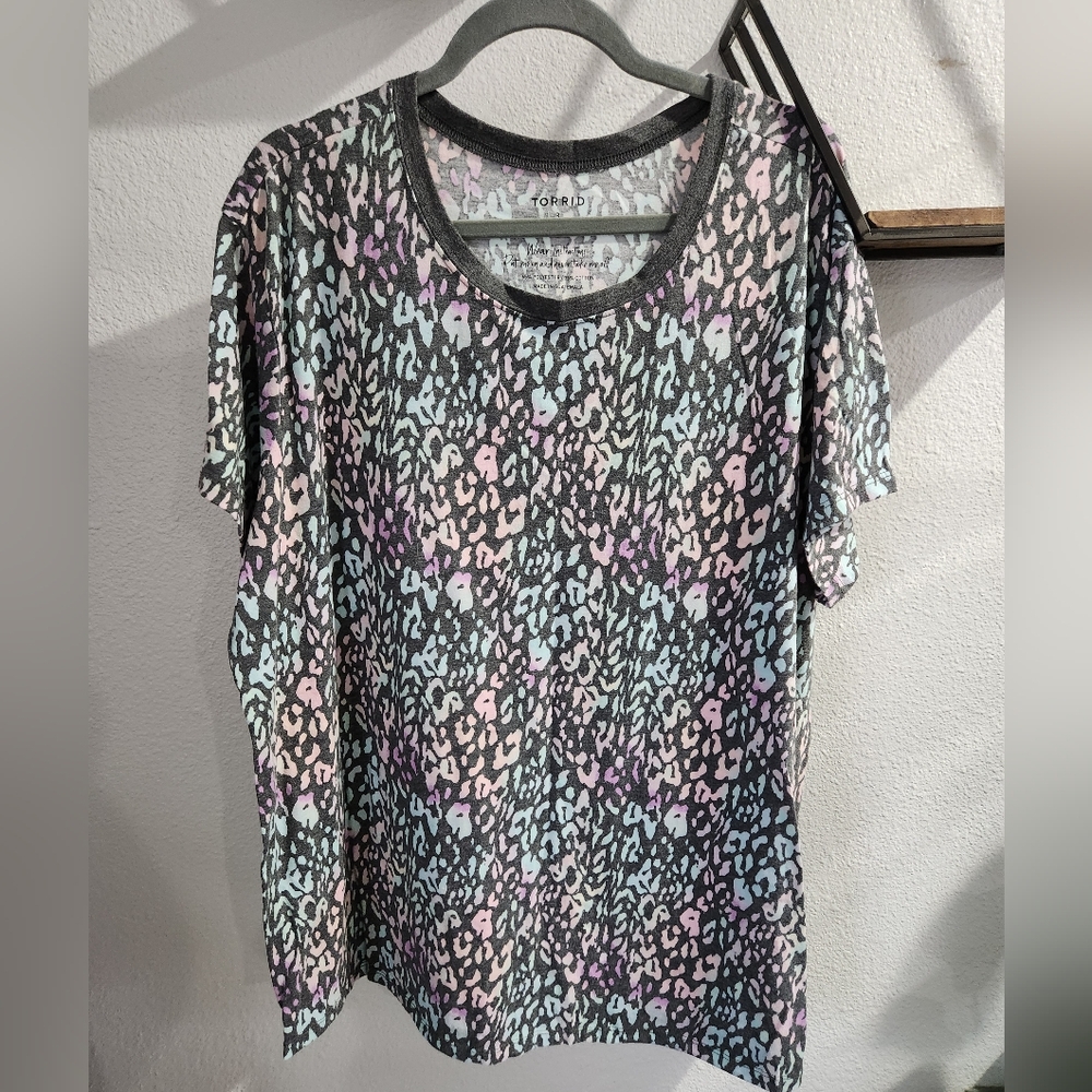 🐆Multicolor Leopard Tee